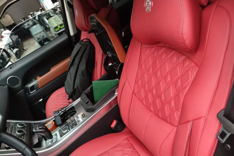 Used Land Rover Range Sport  Left Front Seat
