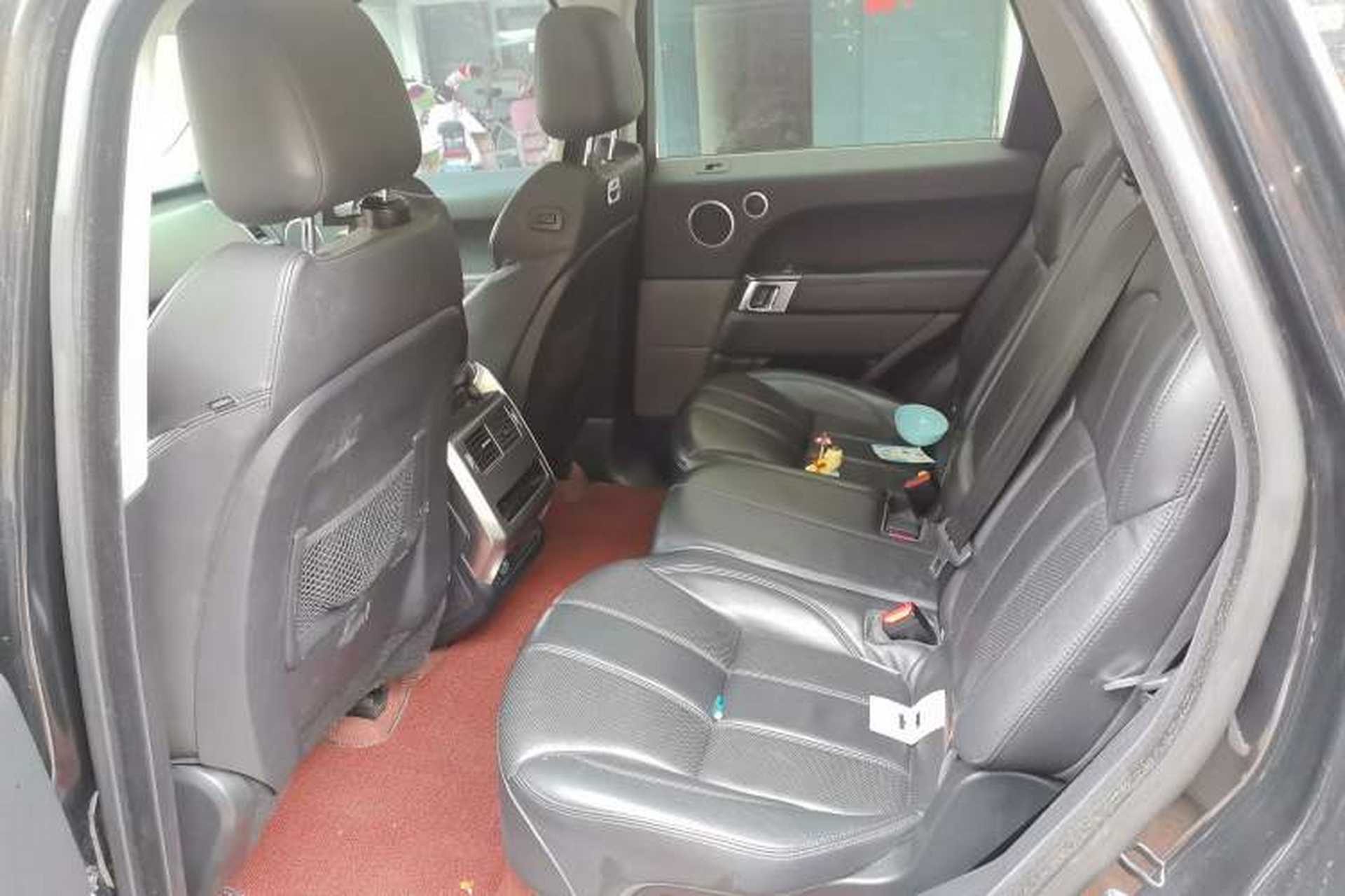 Used Land Rover Range Sport 2016 3.0 SC V6 SE Left Rear Seat