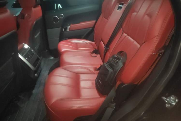 Used Land Rover Range Sport 2016 3.0 SC V6 HSE DYNAMIC Left Rear Seat