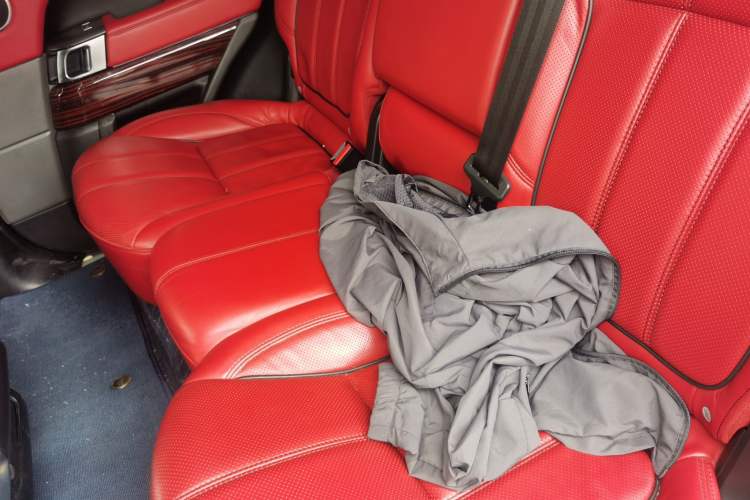 Used Land Rover Range Sport 2016 3.0 SC V6 HSE DYNAMIC Left Rear Seat