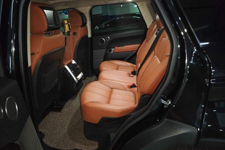 Used Land Rover Range Sport 2016 3.0 SC V6 HSE DYNAMIC Left Rear Seat