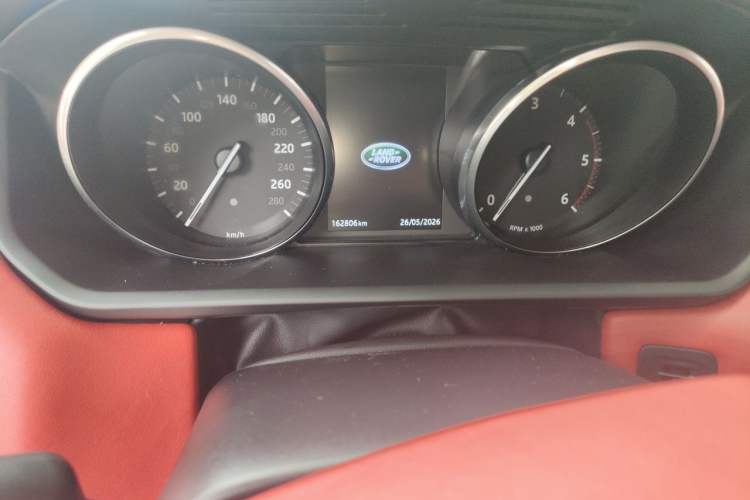 Used Land Rover Range Sport  Odometer Close Up