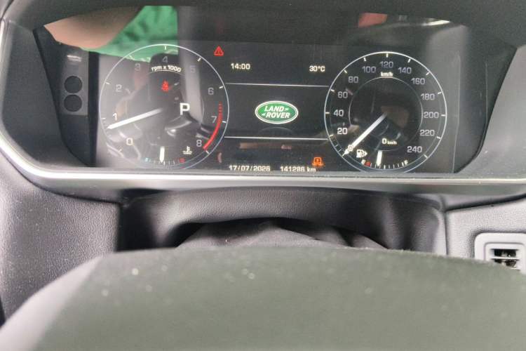 Used Land Rover Range Sport 2016 3.0 SC V6 HSE DYNAMIC Odometer Close Up