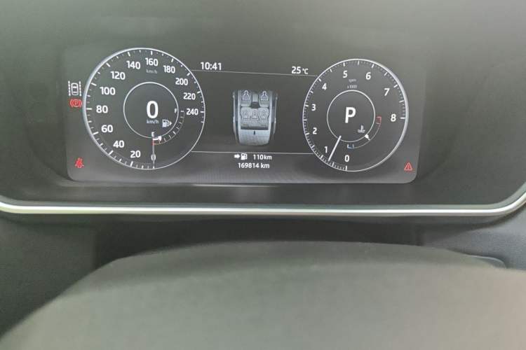 Used Land Rover Range Sport 2016 3.0 SC V6 HSE DYNAMIC Odometer Close Up