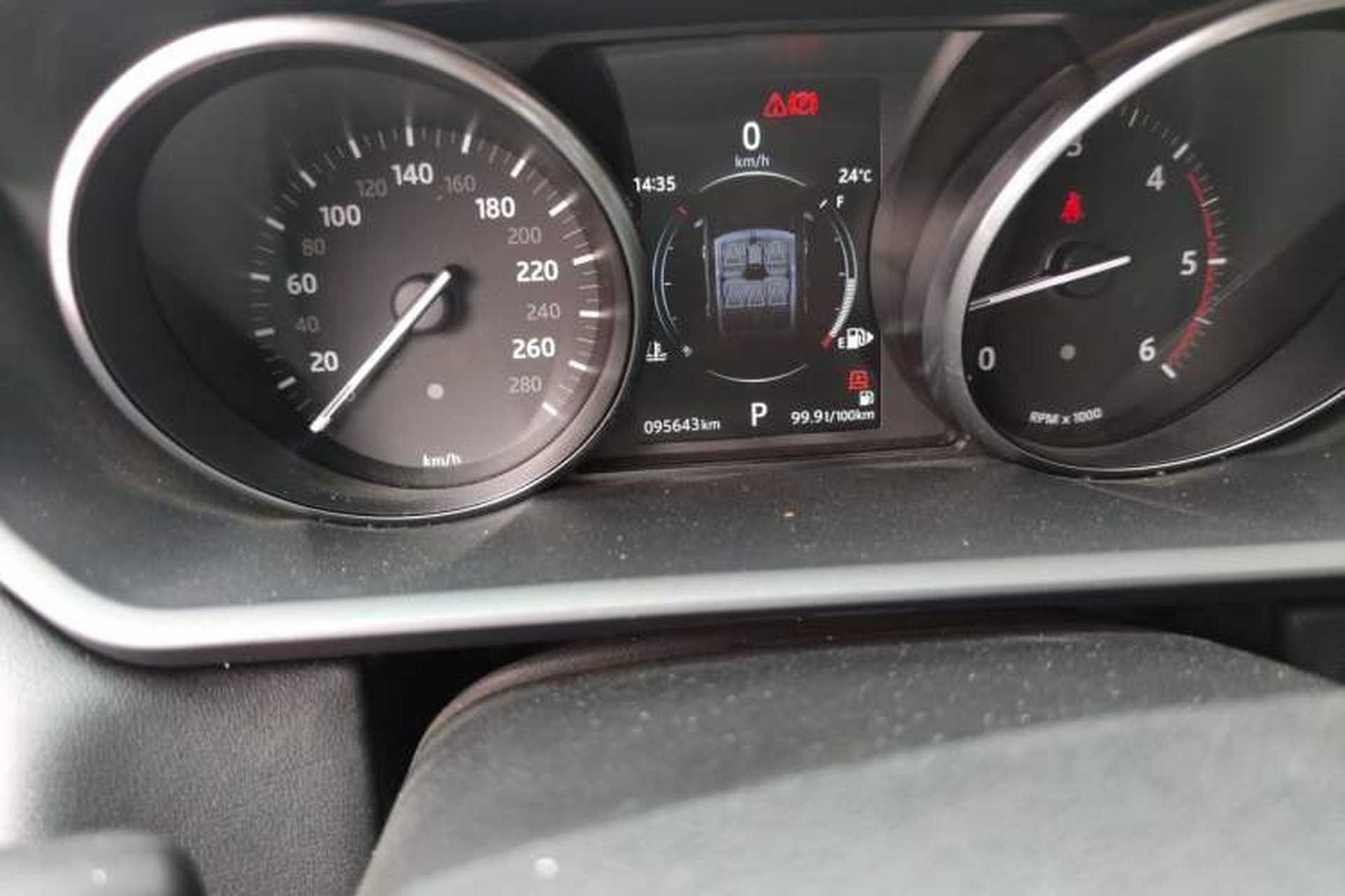 Used Land Rover Range Sport  Odometer Close Up