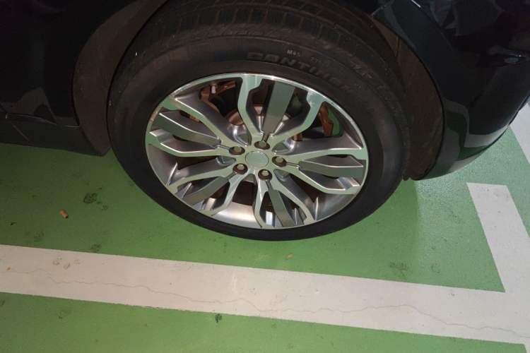 Used Land Rover Range Sport 2016 3.0 SC V6 HSE DYNAMIC Right Front Wheel Hub