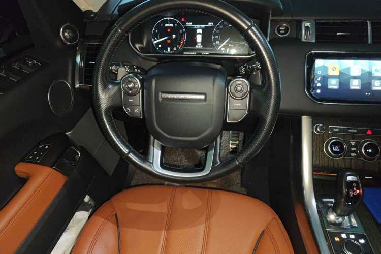 Used Land Rover Range Sport 2016 3.0 SC V6 HSE DYNAMIC Steering Wheel