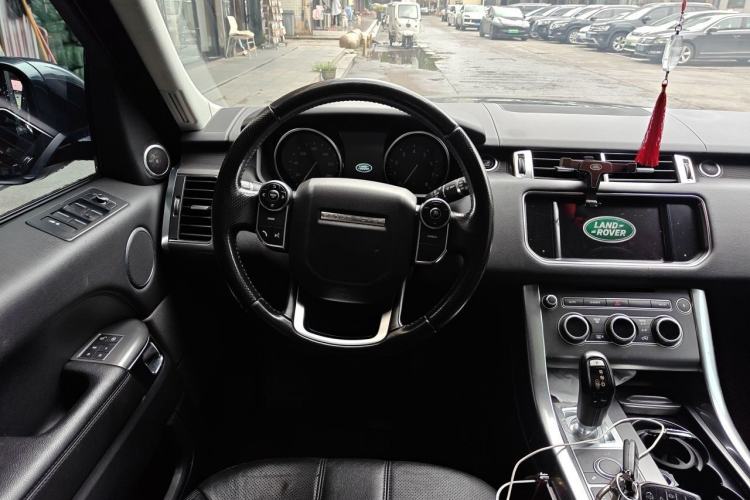 Used Land Rover Range Sport 2016 3.0 SC V6 SE Steering Wheel