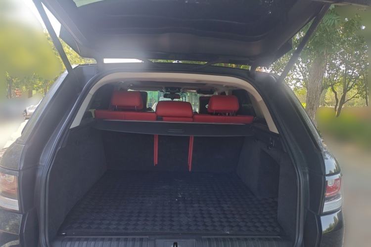 Used Land Rover Range Sport 2016 3.0 SC V6 HSE DYNAMIC Trunk