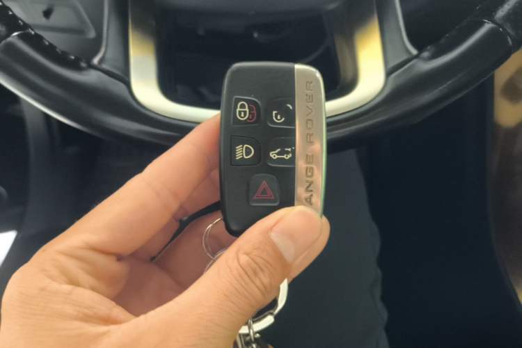 Used Land Rover Range Sport  Vehicle Key