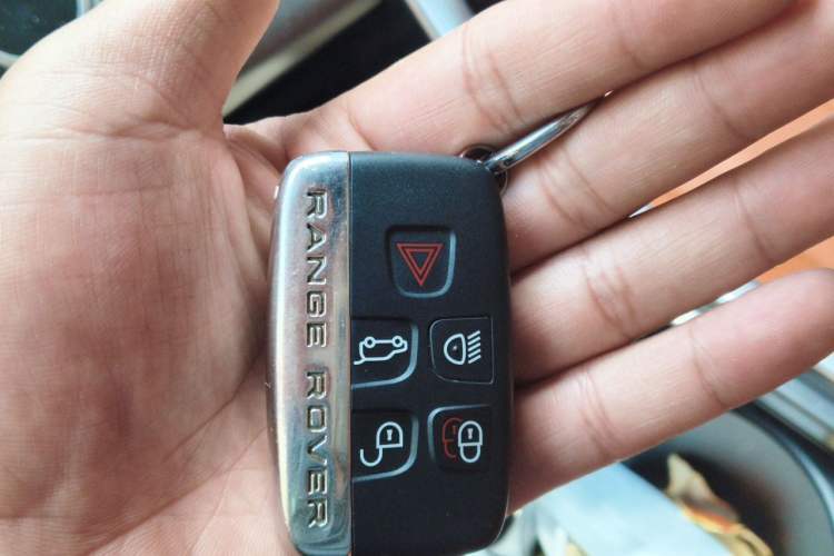 Used Land Rover Range Sport  Vehicle Key