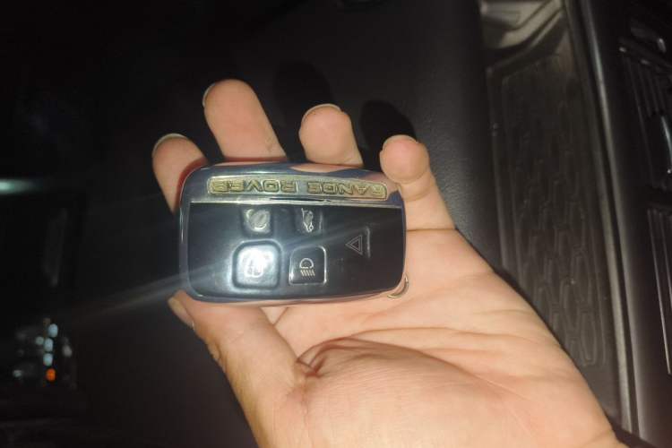 Used Land Rover Range Sport 2016 3.0 SDV6 HSE Vehicle Key