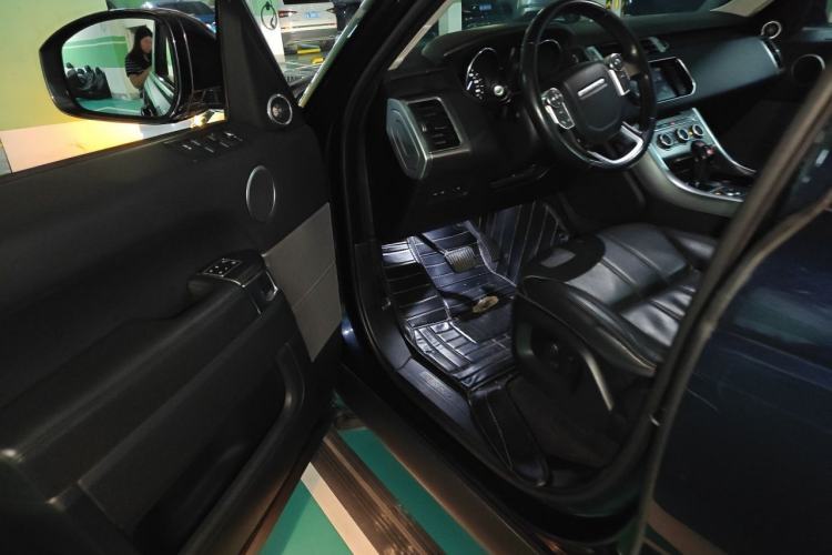 Used Land Rover Range Sport 2016 3.0 SC V6 SE Driver Seat