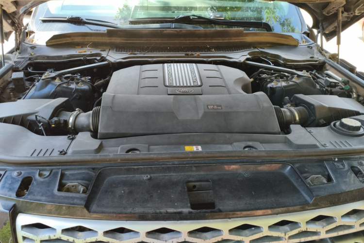 Used Land Rover Range Sport 2016 3.0 SC V6 HSE Engine Bay