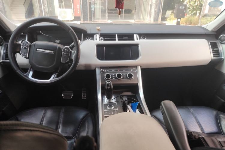 Used Land Rover Range Sport 2016 3.0 SC V6 HSE DYNAMIC Interior 2