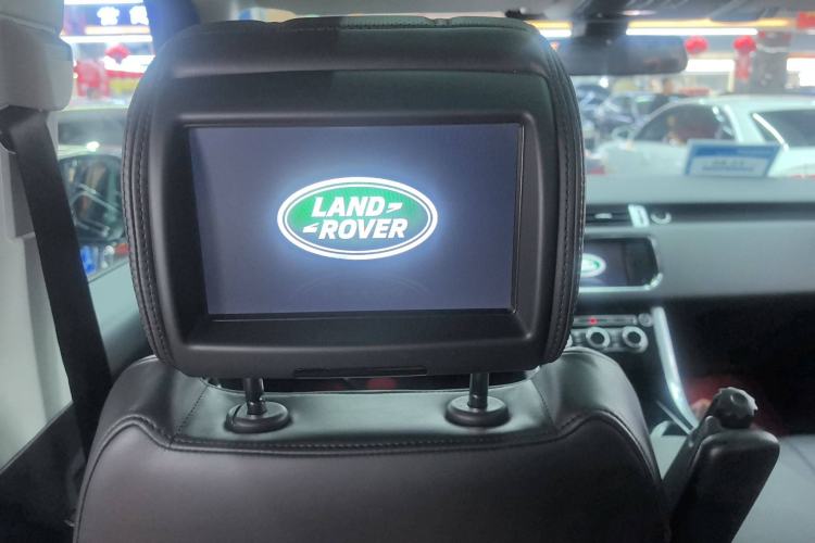 Used Land Rover Range Sport 2016 3.0 SC V6 HSE Interior 7