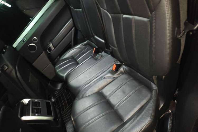 Used Land Rover Range Sport 2016 3.0 SC V6 SE Left Rear Seat