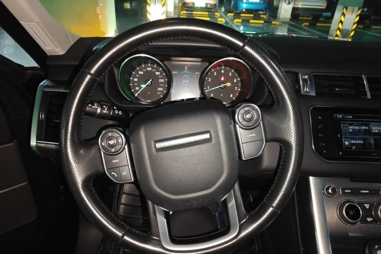 Used Land Rover Range Sport 2016 3.0 SC V6 SE Steering Wheel