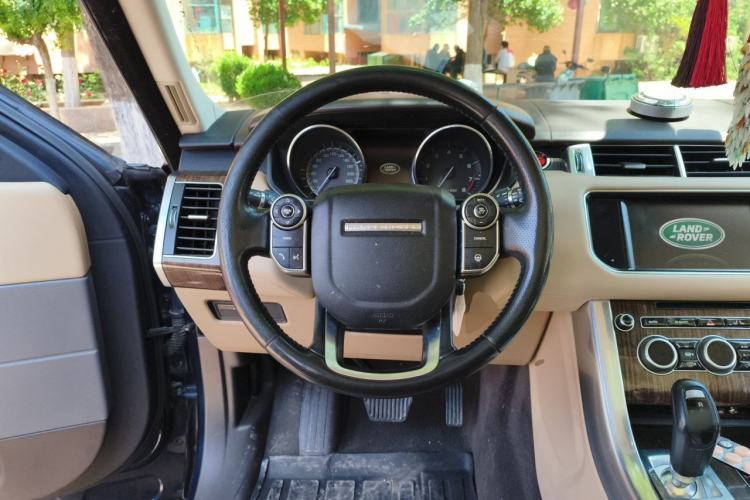 Used Land Rover Range Sport 2016 3.0 SC V6 HSE Steering Wheel