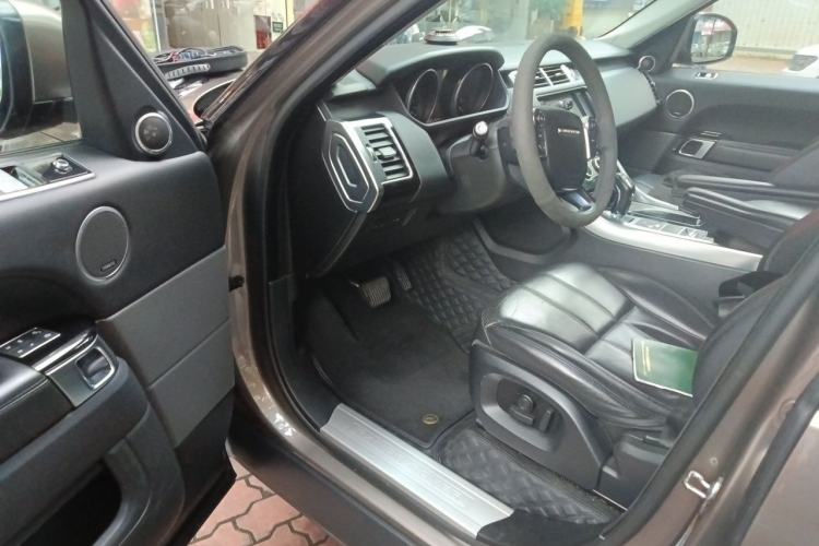 Used Land Rover Range Sport 2016 2.0 GTDi HSE Driver Seat