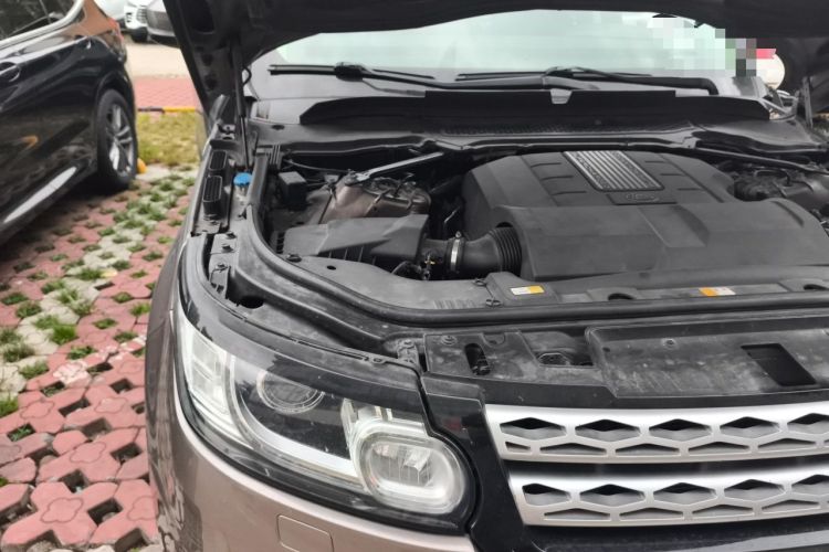 Used Land Rover Range Sport 2016 3.0 SC V6 SE Engine Bay Right