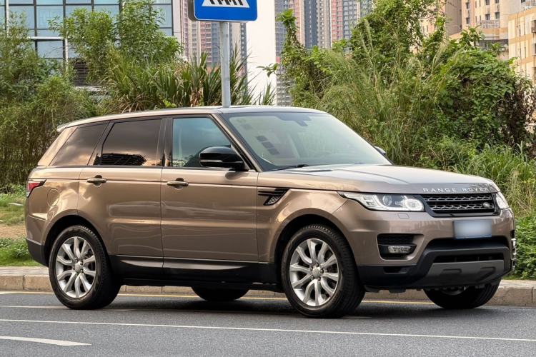 Used Land Rover Range Sport 2016 3.0 SC V6 HSE Front Right 45 Deg