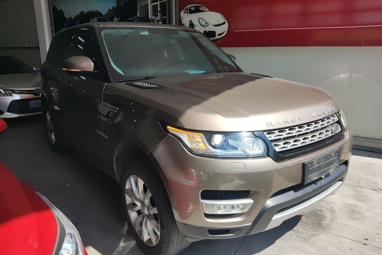 Used Land Rover Range Sport 2016 3.0 SC V6 HSE Front Right 45 Deg