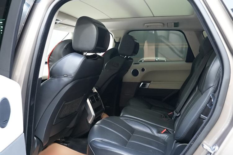 Used Land Rover Range Sport 2016 3.0 SC V6 HSE DYNAMIC Interior 2