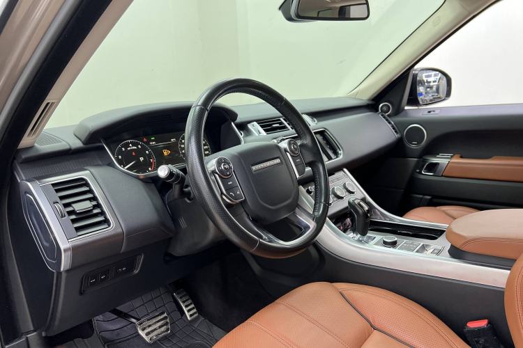 Used Land Rover Range Sport 2016 3.0 SC V6 HSE DYNAMIC Interior 3