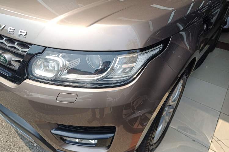 Used Land Rover Range Sport 2016 3.0 SC V6 HSE Left Front Headlight