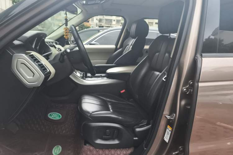 Used Land Rover Range Sport 2016 3.0 SC V6 SE Left Front Seat