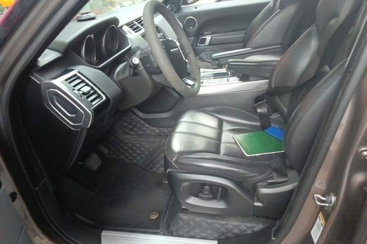 Used Land Rover Range Sport 2016 2.0 GTDi HSE Left Front Seat