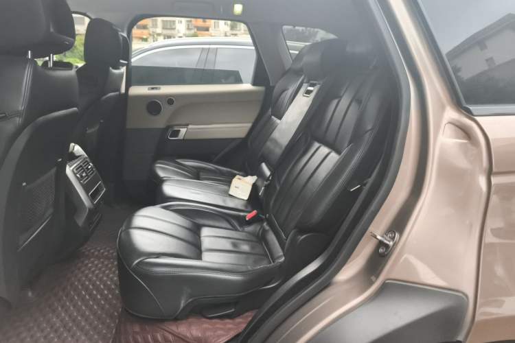 Used Land Rover Range Sport 2016 3.0 SC V6 SE Left Rear Seat