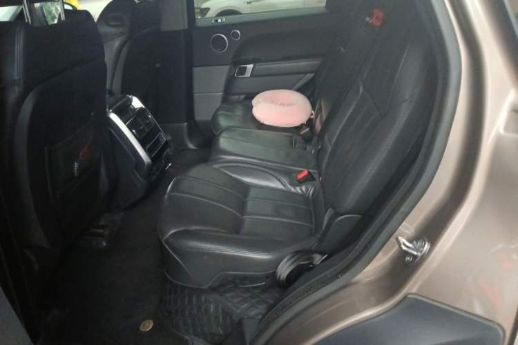 Used Land Rover Range Sport 2016 2.0 GTDi HSE Left Rear Seat