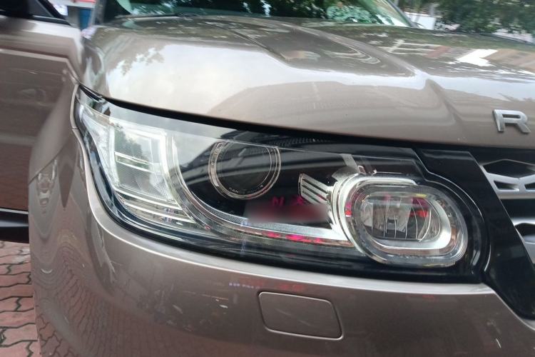 Used Land Rover Range Sport 2016 2.0 GTDi HSE Right Front Headlight