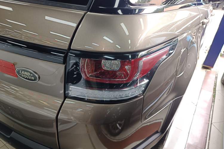 Used Land Rover Range Sport 2016 3.0 SC V6 HSE Right Rear Taillight