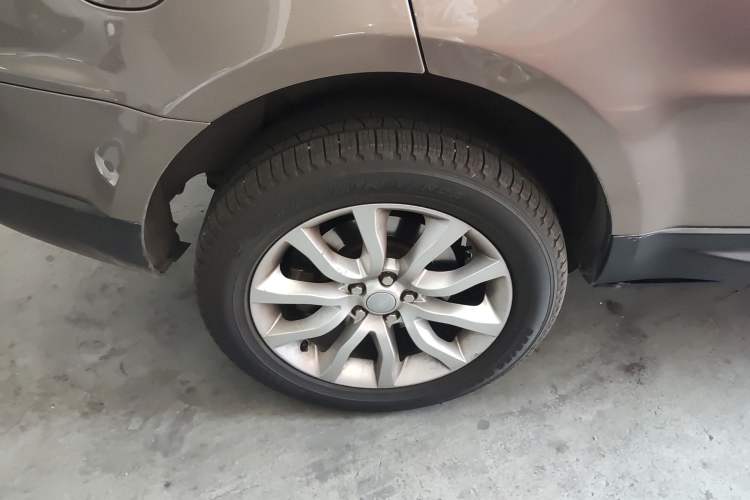 Used Land Rover Range Sport 2016 3.0 SC V6 HSE Right Rear Wheel Hub