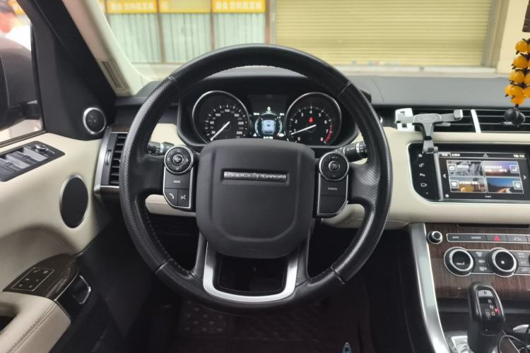 Used Land Rover Range Sport 2016 3.0 SC V6 SE Steering Wheel