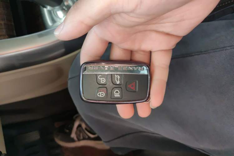 Used Land Rover Range Sport 2016 3.0 SC V6 HSE Vehicle Key