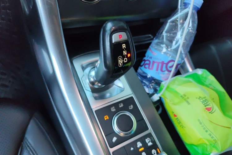 Used Land Rover Range Sport 2016 3.0 SC V6 HSE DYNAMIC Gear Lever