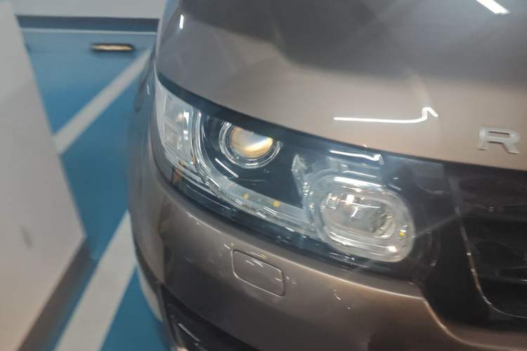 Used Land Rover Range Sport 2016 3.0 SC V6 HSE DYNAMIC Right Front Headlight