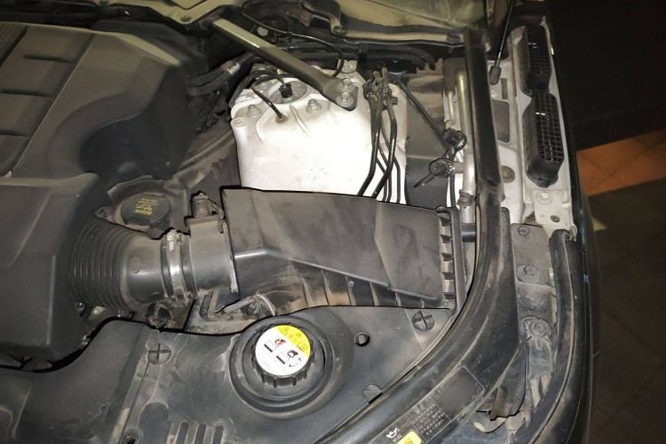 Used Land Rover Range Sport 2016 3.0 SC V6 HST Engine Bay Left