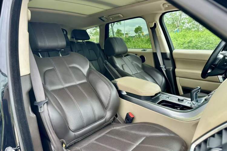 Used Land Rover Range Sport 2016 3.0 SC V6 HSE DYNAMIC Right Front Seat