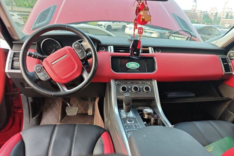 Used Land Rover Range Sport  Center Console