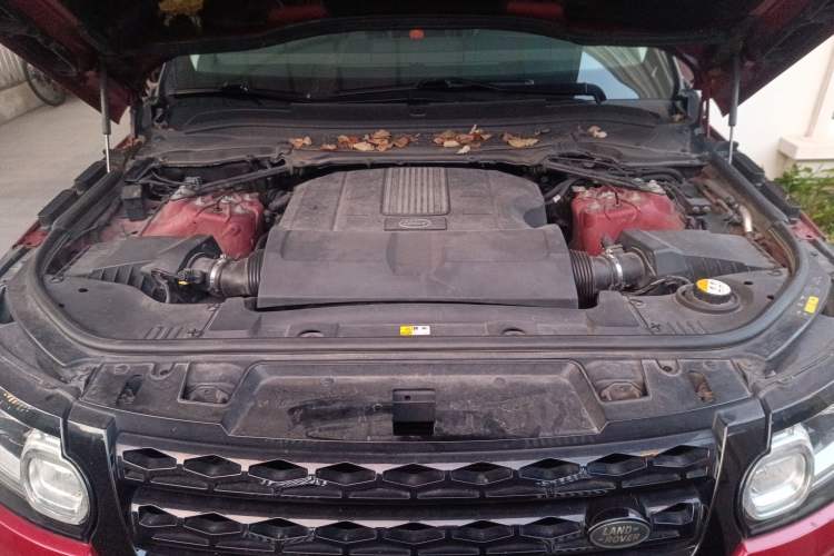 Used Land Rover Range Sport 2016 3.0 SC V6 SE Engine Bay