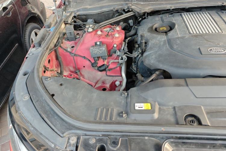 Used Land Rover Range Sport  Engine Bay Right