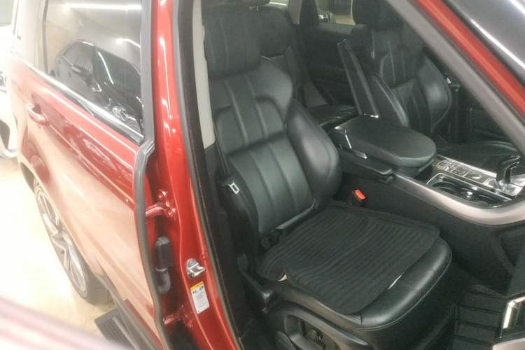 Used Land Rover Range Sport 2016 3.0 SC V6 HSE Right Front Seat