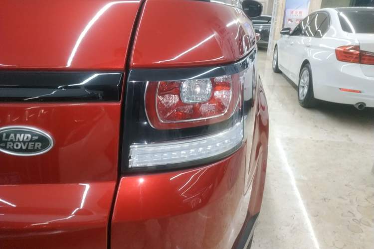Used Land Rover Range Sport 2016 3.0 SC V6 HSE Right Rear Taillight