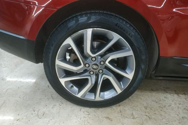 Used Land Rover Range Sport 2016 3.0 SC V6 HSE Right Rear Wheel Hub