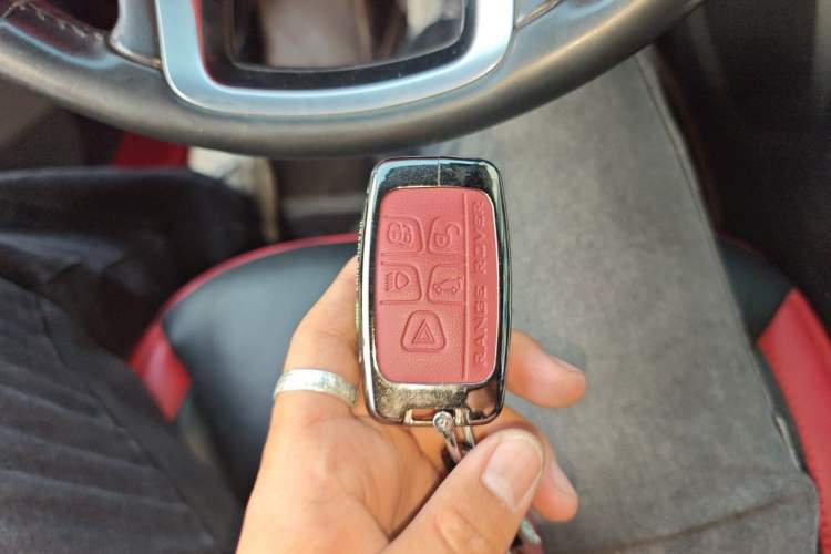 Used Land Rover Range Sport  Vehicle Key